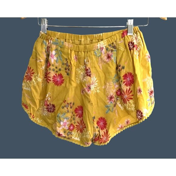 COTTON CANDY LA - YELLOW FLORAL SHORTS LIGHT WEIGHT SIZE SMALL - Picture 2 of 6